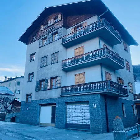 Bilocale Piano Terra Zona Funivie Апартаменты Бормио